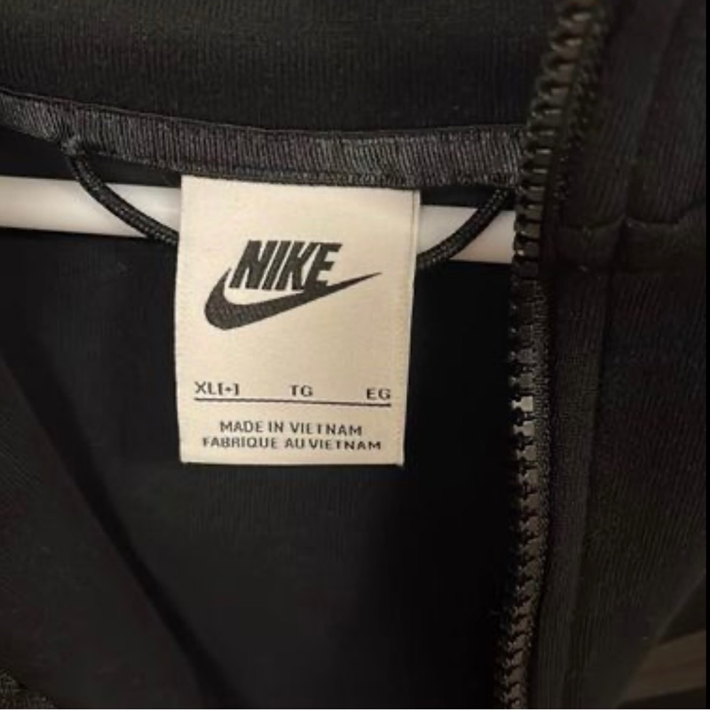 Boys Nike Tech Zip-up, XL